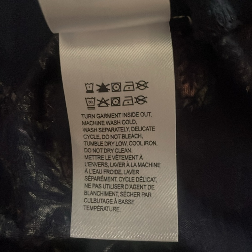 Lucky Brand XS top, EUC. - Picture 5 of 5